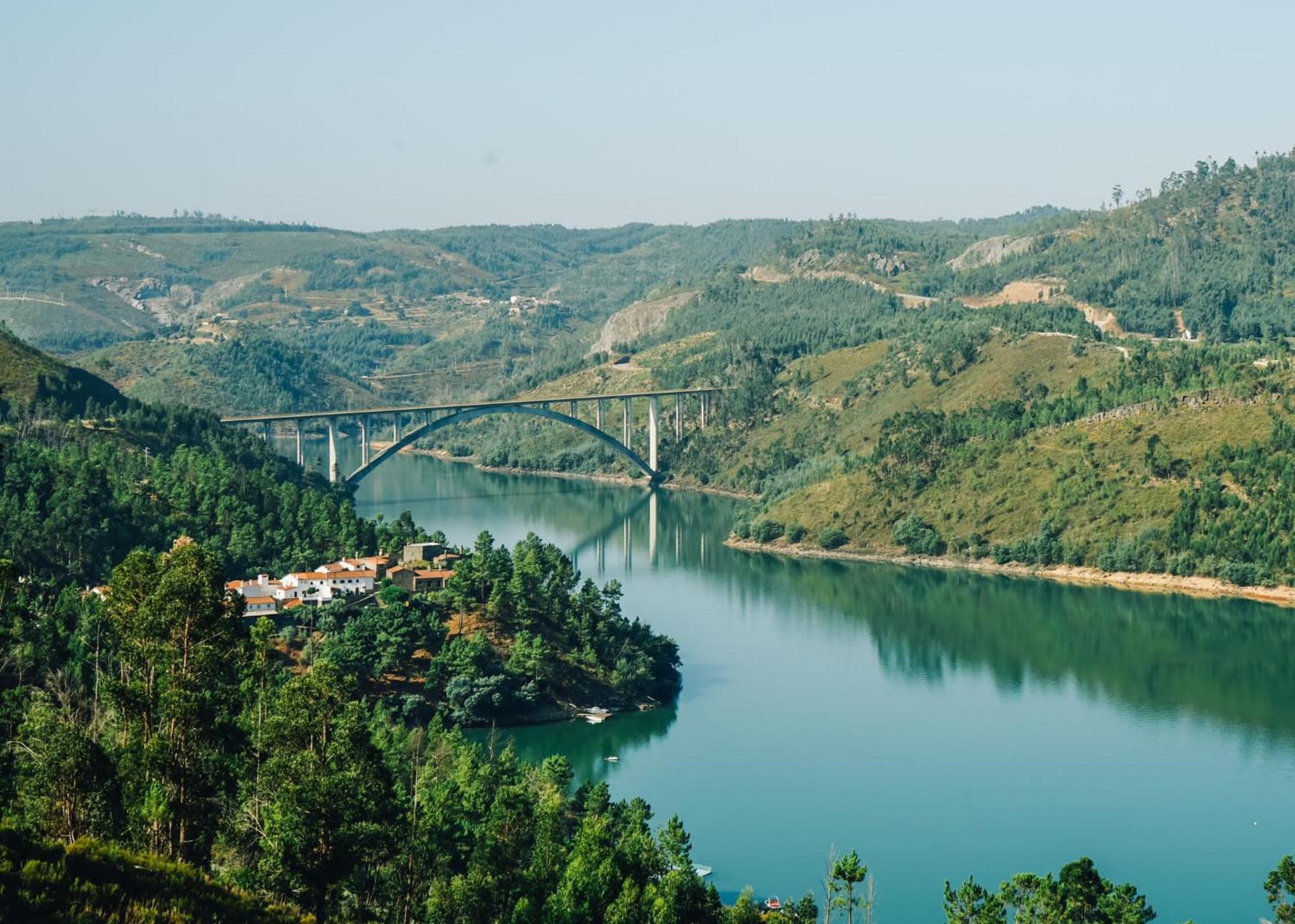 Zab Living Bed and Breakfast Vila de Rei Εξωτερικό φωτογραφία
